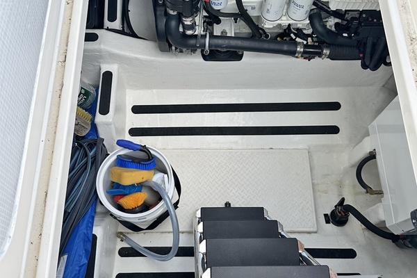 SALT THERAPY 45ft Sabre Yacht For Sale