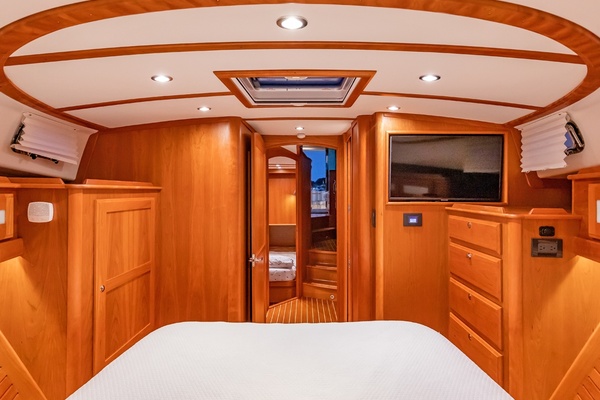 SALT THERAPY 45ft Sabre Yacht For Sale