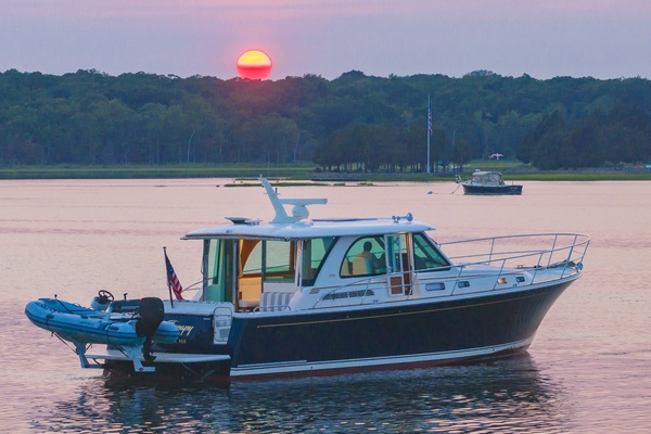 SALT THERAPY 45ft Sabre Yacht For Sale