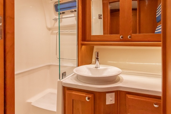 SALT THERAPY 45ft Sabre Yacht For Sale