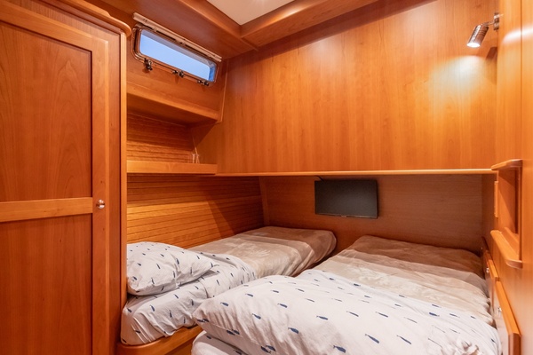 SALT THERAPY 45ft Sabre Yacht For Sale