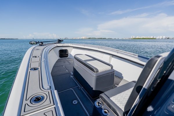 36ft Yellowfin Yacht For Sale