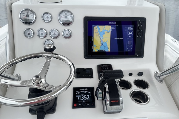 Freedom 24ft Topaz Yacht For Sale
