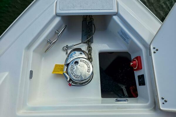 33ft Regal Yacht For Sale