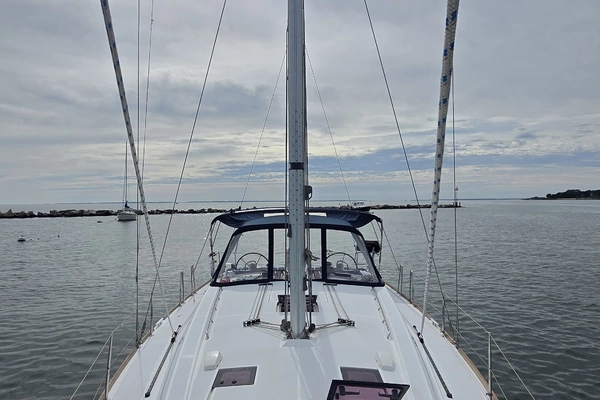 Beneteau Oceanis 45 Yacht For Sale