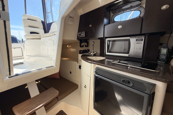 Belenos 28ft Boston Whaler Yacht For Sale