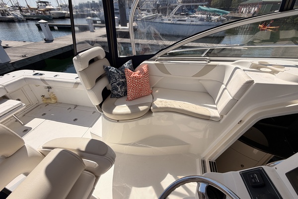 Belenos 28ft Boston Whaler Yacht For Sale