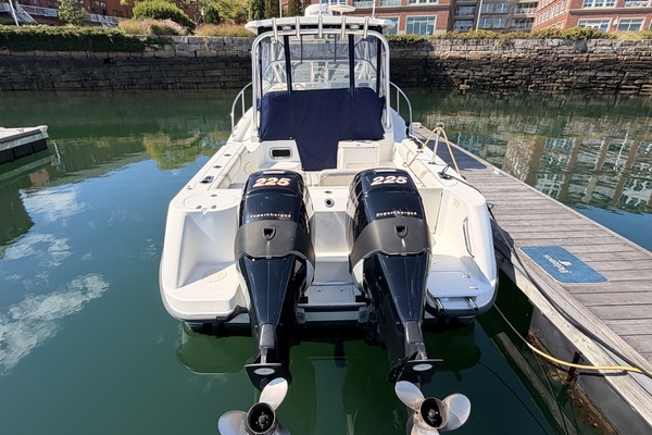 Belenos 28ft Boston Whaler Yacht For Sale