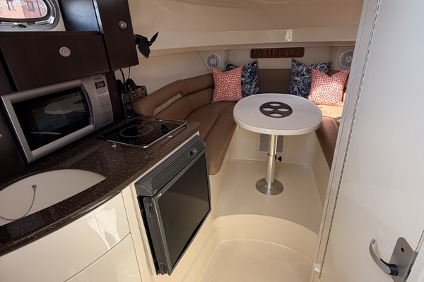 Belenos 28ft Boston Whaler Yacht For Sale