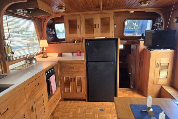 IMAGINE 40ft Ocean Alexander Yacht For Sale