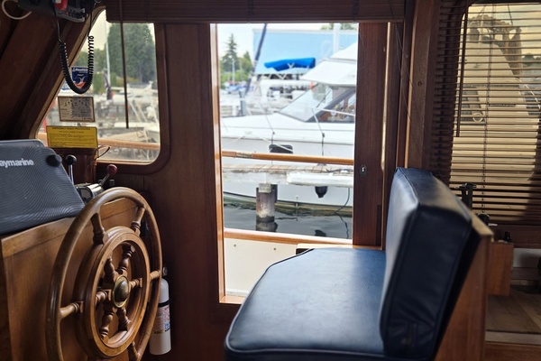 IMAGINE 40ft Ocean Alexander Yacht For Sale