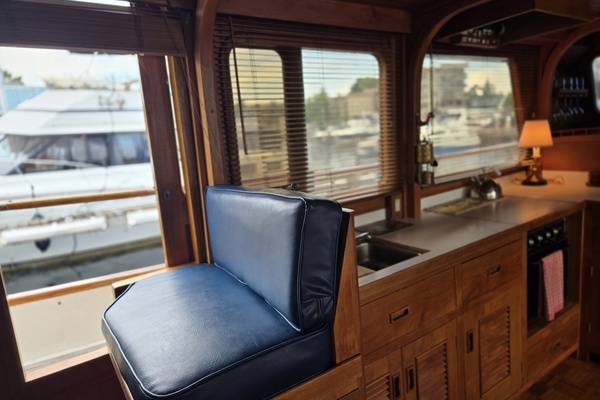 IMAGINE 40ft Ocean Alexander Yacht For Sale