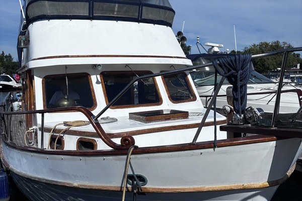 IMAGINE 40ft Ocean Alexander Yacht For Sale