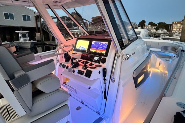 Sea Shed 37ft Pursuit Yacht For Sale