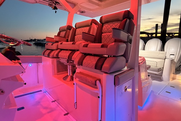 Sea Shed 37ft Pursuit Yacht For Sale