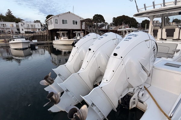 Sea Shed 37ft Pursuit Yacht For Sale