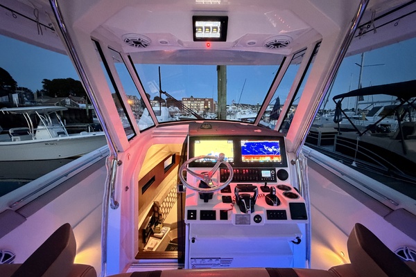 Sea Shed 37ft Pursuit Yacht For Sale