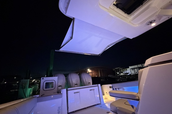 Sea Shed 37ft Pursuit Yacht For Sale
