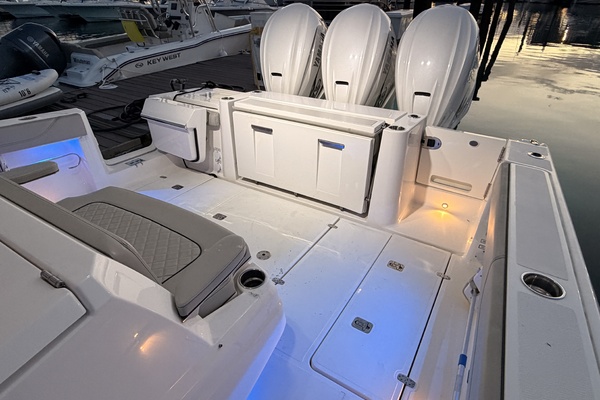 Sea Shed 37ft Pursuit Yacht For Sale