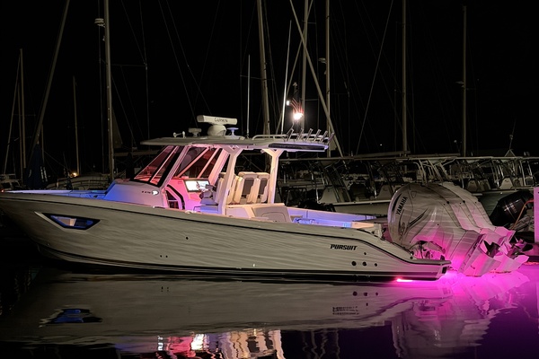 Sea Shed 37ft Pursuit Yacht For Sale