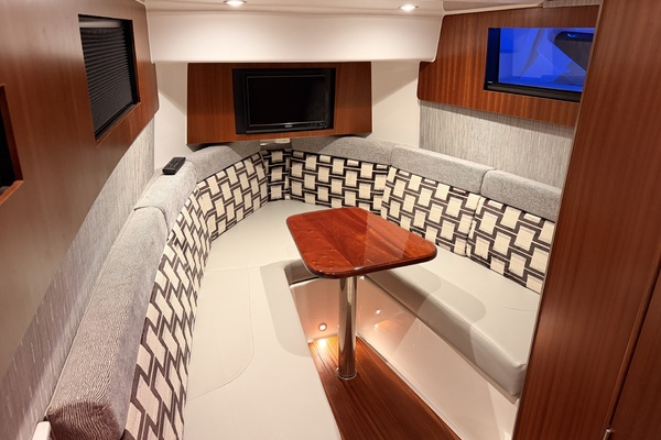 Sea Shed 37ft Pursuit Yacht For Sale