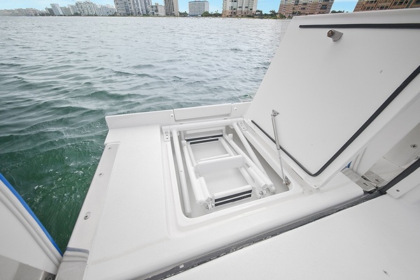 SPONTANEOUS 42ft Intrepid Yacht For Sale