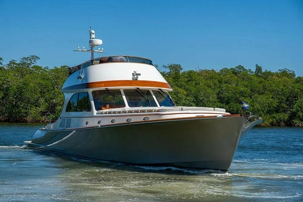 57' Hinckley