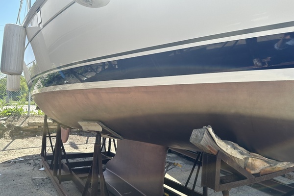 Chrisalyss 33ft Hunter Yacht For Sale