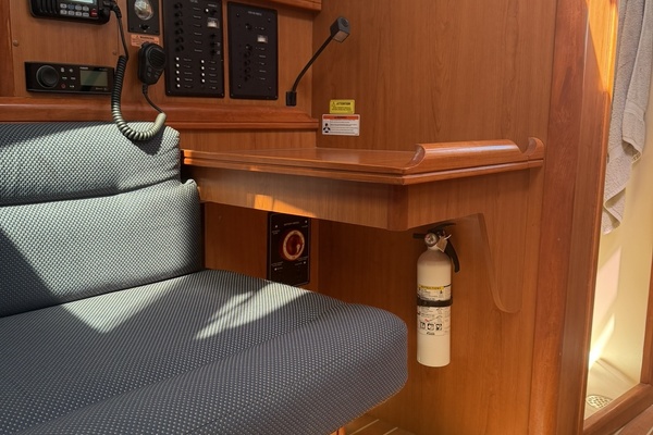 Chrisalyss 33ft Hunter Yacht For Sale