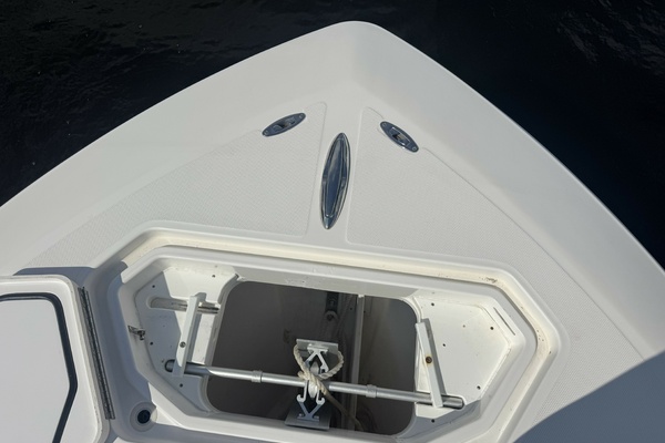 Line Holder 36ft Invincible Yacht For Sale