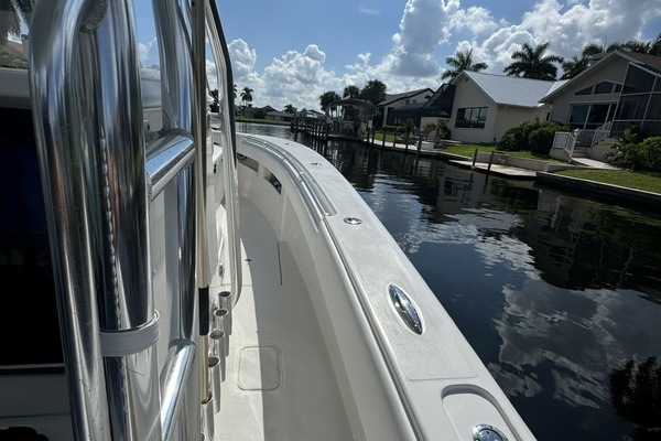 Line Holder 36ft Invincible Yacht For Sale