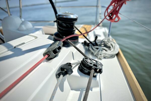 Polaris 37ft Jeanneau Yacht For Sale
