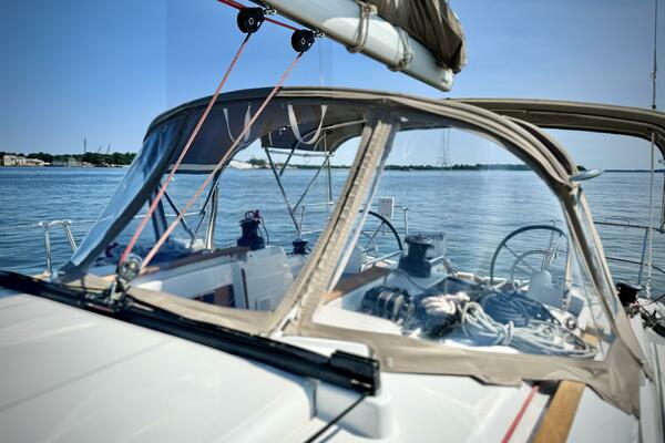 Polaris 37ft Jeanneau Yacht For Sale
