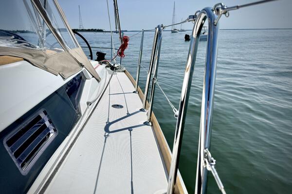 Polaris 37ft Jeanneau Yacht For Sale