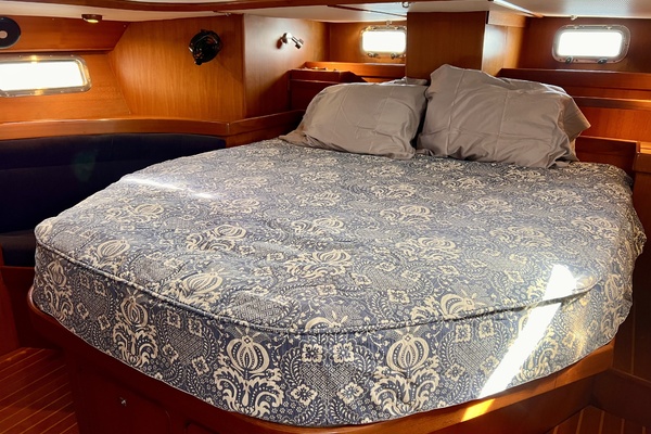 54ft Hylas Yacht For Sale