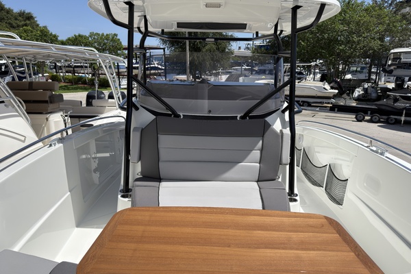 29ft Jeanneau Yacht For Sale