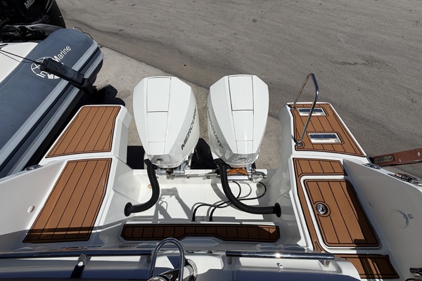 29ft Jeanneau Yacht For Sale
