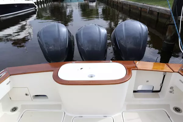 Marlow Prowler Havana 375 Yacht For Sale