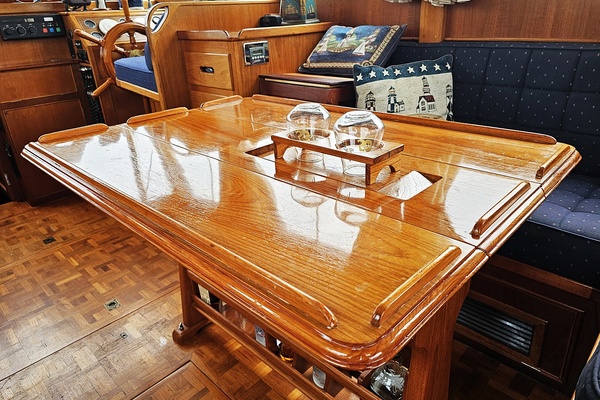 Dawn Treader 32ft Grand Banks Yacht For Sale