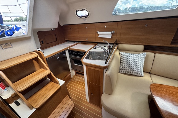 31ft Catalina Yacht For Sale