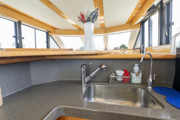 52ft Maritimo Yacht For Sale