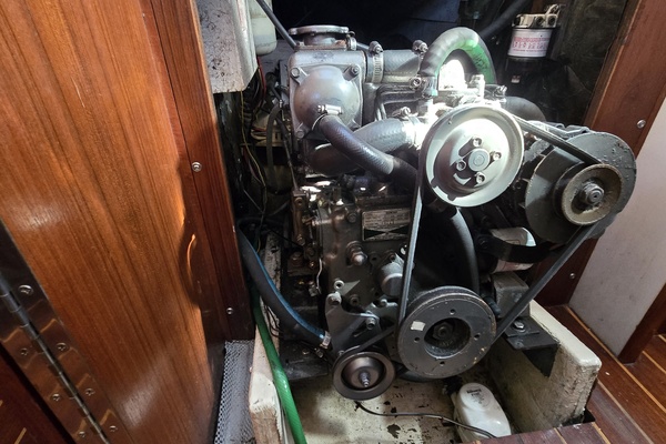 La Sirena 35ft Caliber Yacht For Sale
