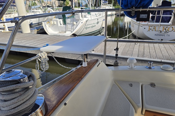 La Sirena 35ft Caliber Yacht For Sale