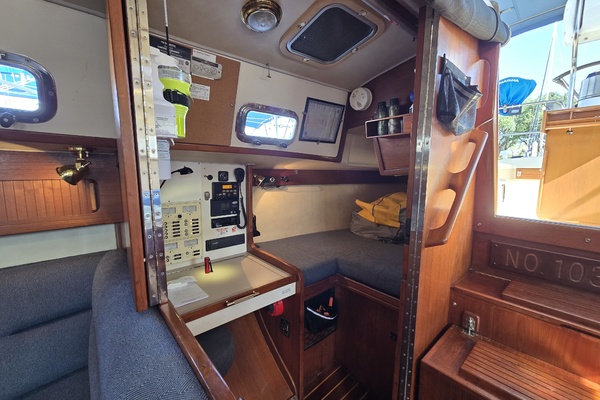 La Sirena 35ft Caliber Yacht For Sale