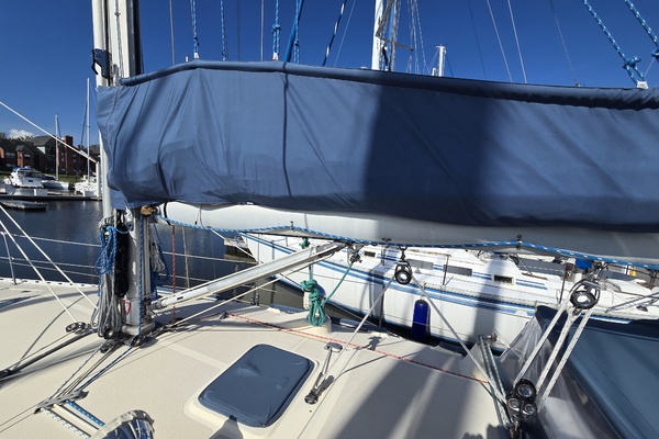 La Sirena 35ft Caliber Yacht For Sale