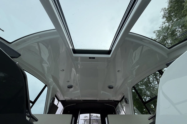 Monterey 360 Sport-Coupe Yacht For Sale