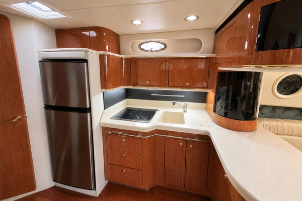 Sea Ray 500 Sundancer Yacht For Sale