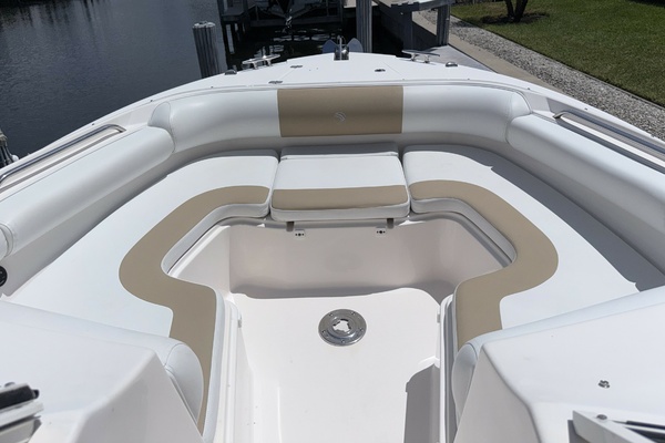 28ft Edgewater Yacht For Sale