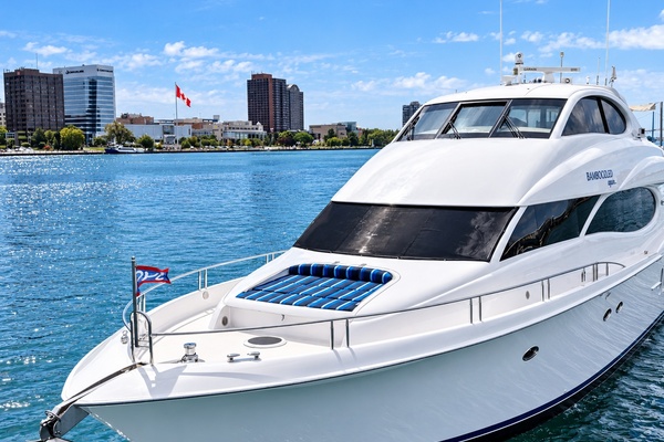 Bamboozled Again 80ft Lazzara Yachts Yacht For Sale