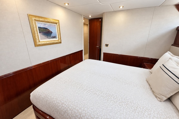 Bamboozled Again 80ft Lazzara Yachts Yacht For Sale
